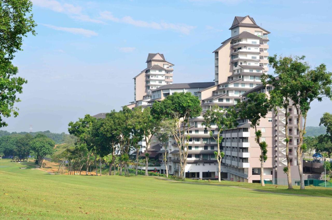 Amansari Residence Resort Johor Bahru Exterior photo